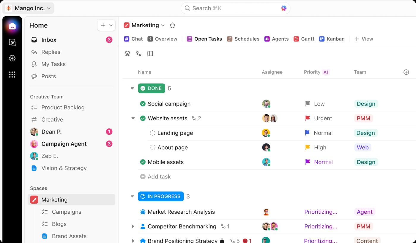 Tela de projetos do ClickUp: tarefas agrupadas por status, com responsável, prioridade e equipe.